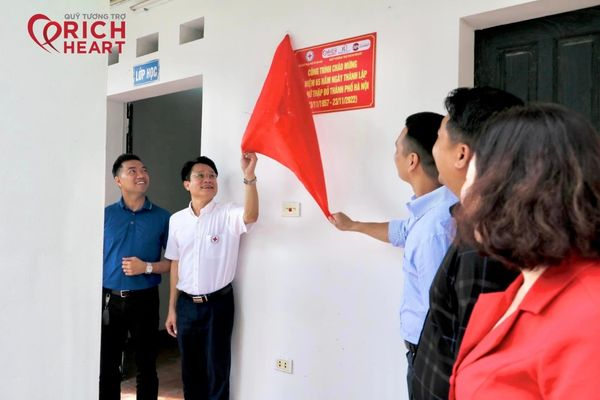 Sửa chữa Trung tâm Cứu trợ trẻ em tàn tật huyện Thanh Oai là công trình chào mừng Lễ kỷ niệm 65 năm ngày thành lập Hội Chữ thập đỏ thành phố Hà Nội