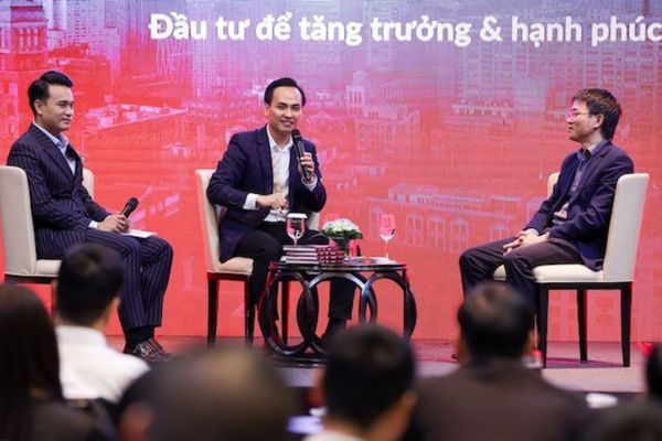Diễn giả Rich Nguyễn đánh giá về thị trường bất động sản ở Việt Nam hiện nay.
