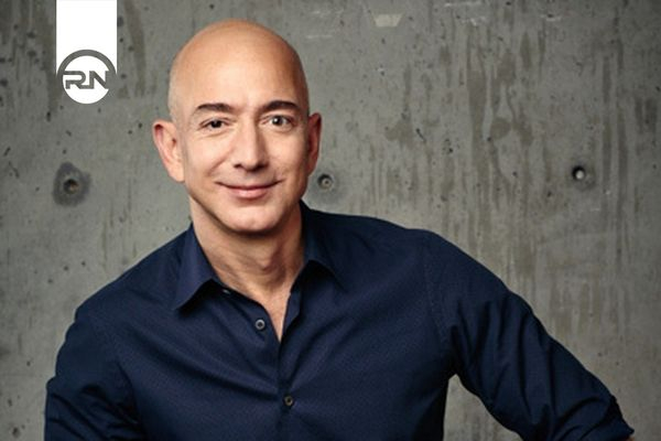 Tỷ phú Jeff Bezos: Cần cứng đầu nhưng không thể thiếu sự linh hoạt