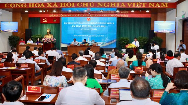 TP.HCM thông qua chủ trương sắp xếp đơn vị hành chính, giảm còn 102 xã, phường