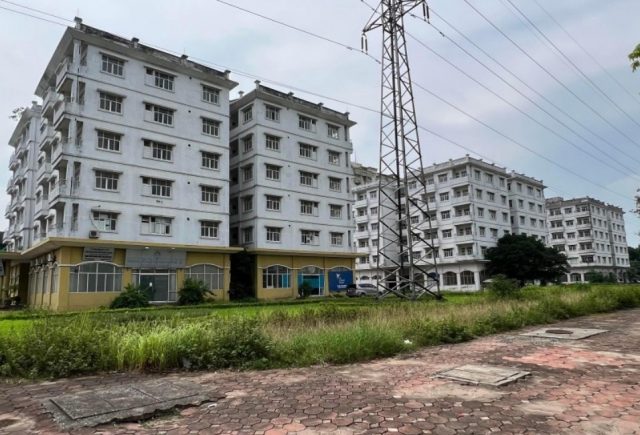 Nghịch lý dân thiếu nhà ở nhưng nhiều dự án vẫn bỏ hoang