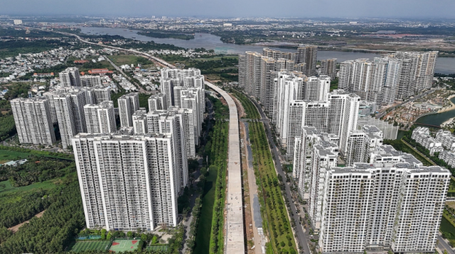 Giá chung cư Đà Nẵng tăng vọt, đất nền trầm lắng